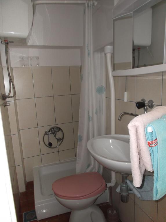Neda apartment Murter Buitenkant foto